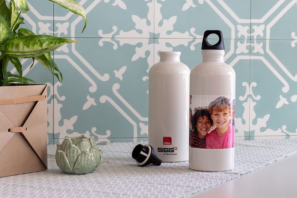 SIGG-juomapullo omalla kuvalla SIGG-juomapullo omalla kuvalla