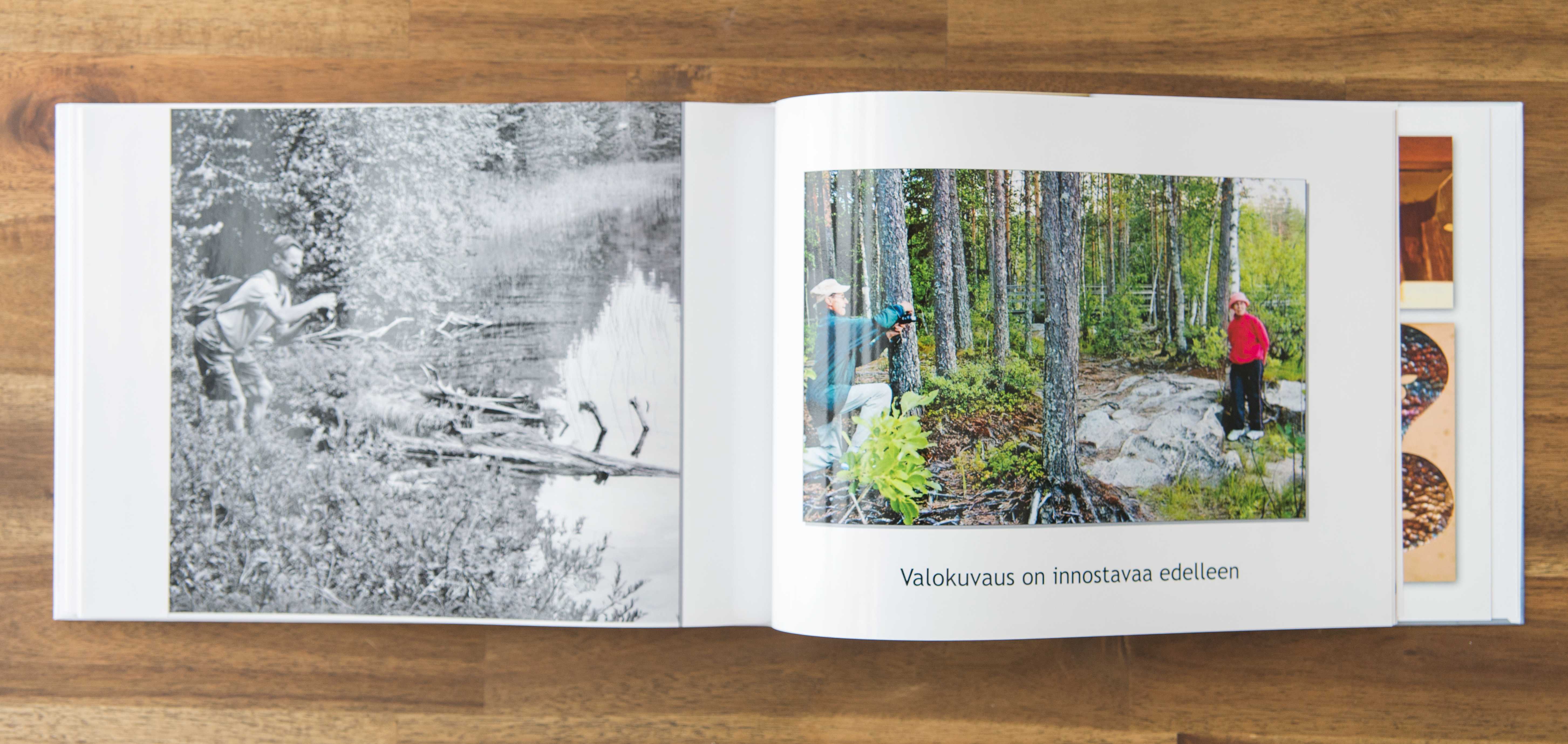 Kuvakirja-aukeama: Erkki-isä valokuvaa Liikuttavia hetkiä