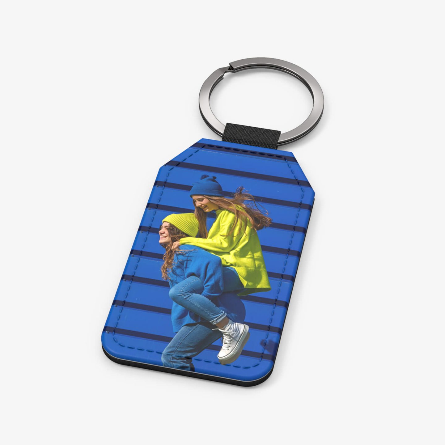 WEB_PDP_Conf_PG_Keychain_Flag_P.jpg